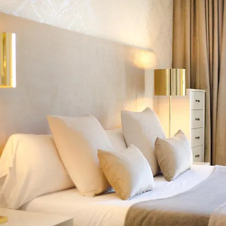 Three Bedroom In Gran De Gracia - Stylish Lägenhet *